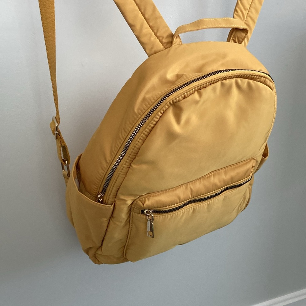 Amazon Essentials Yellow Backpack - Picture 2 of 9